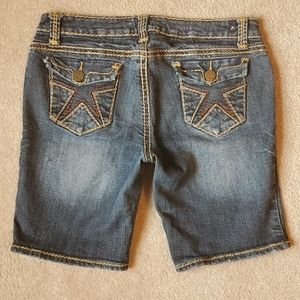 Z2 jean shorts size 11